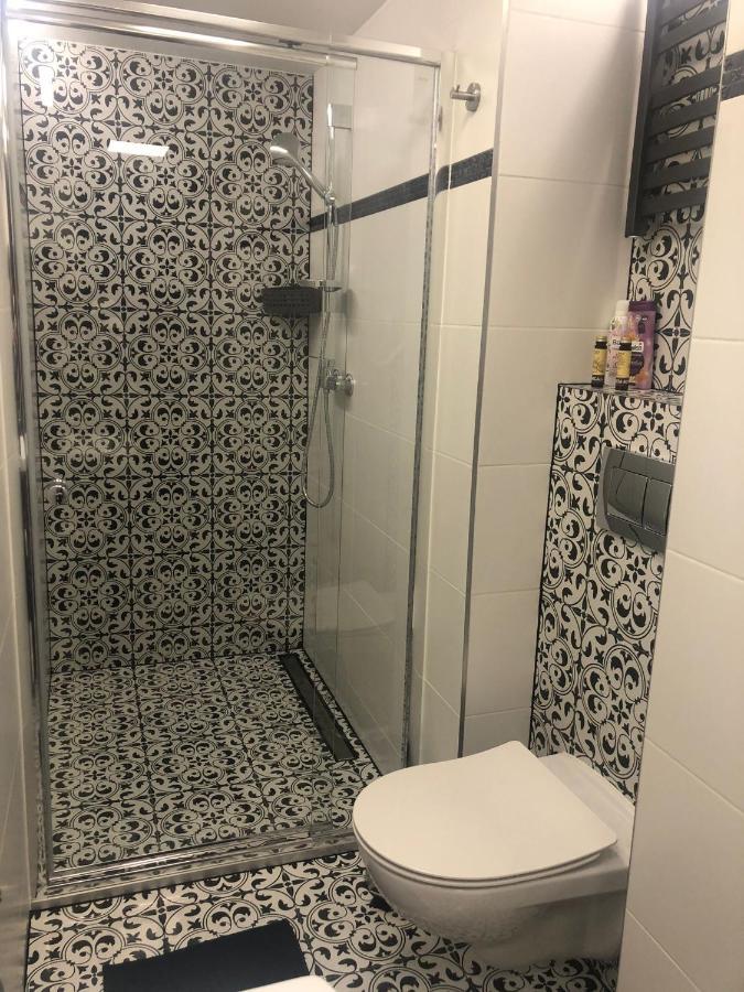 Apartamento Blisko Teatru 2 Wałbrzych Exterior foto