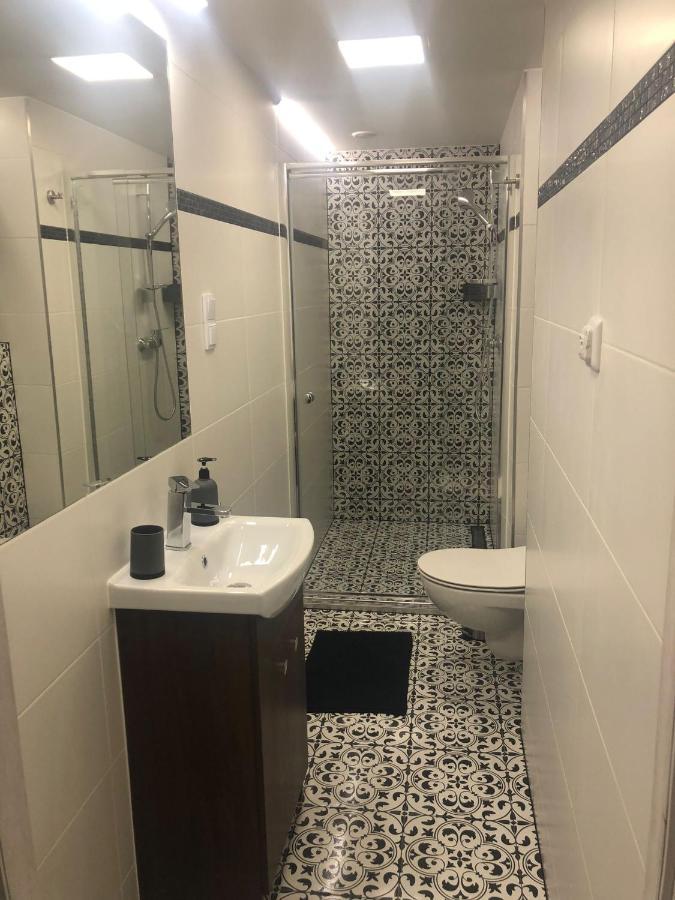 Apartamento Blisko Teatru 2 Wałbrzych Exterior foto