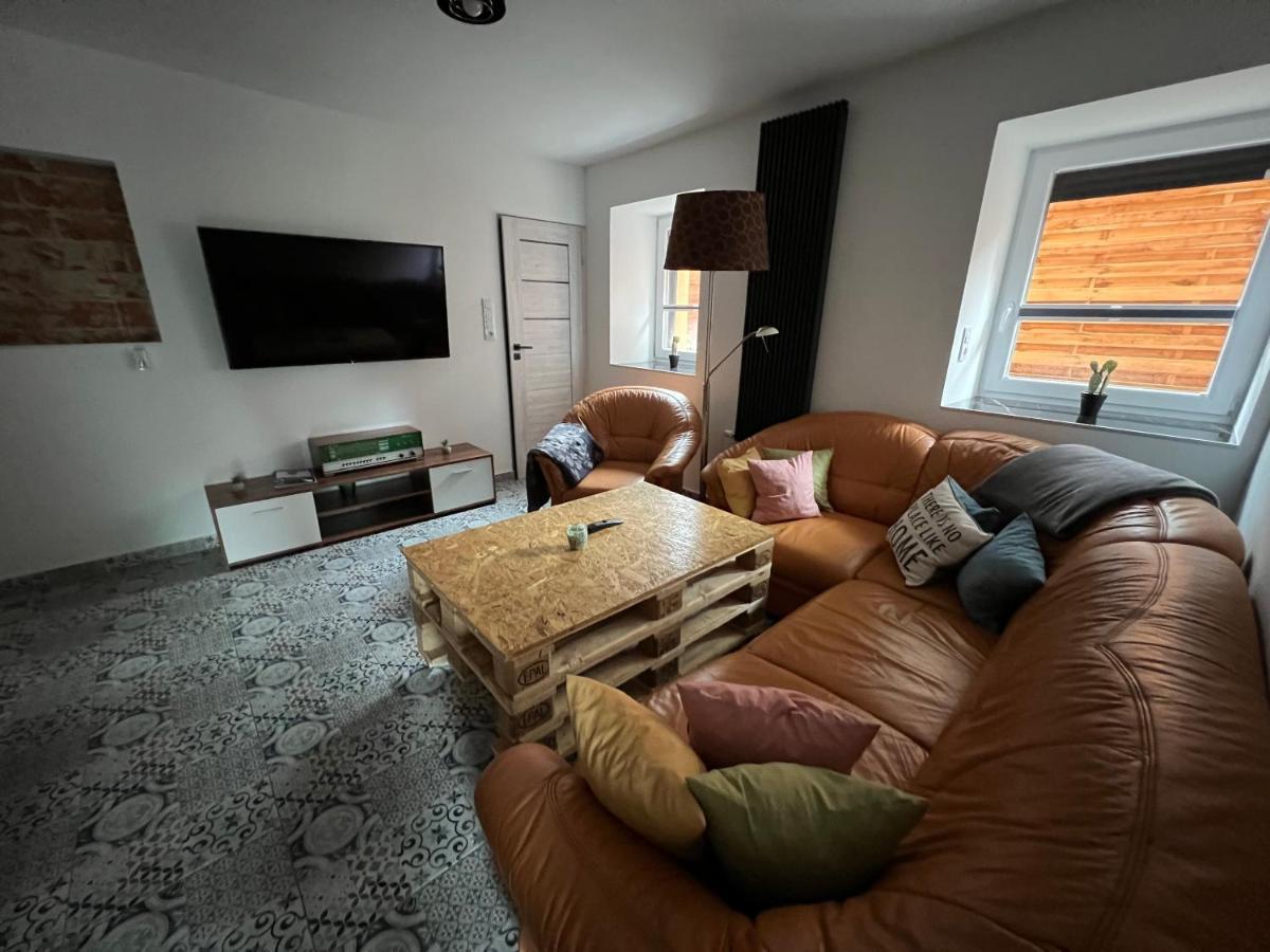 Apartamento Blisko Teatru 2 Wałbrzych Exterior foto